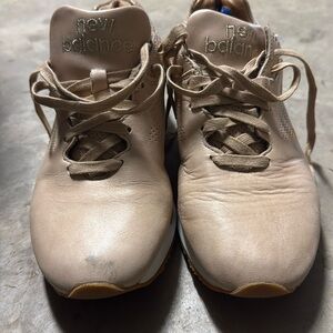 New Balance women’s Tan Sneakers